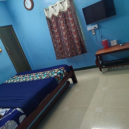 Blue Waves Homestay Pondicherry Exterior foto