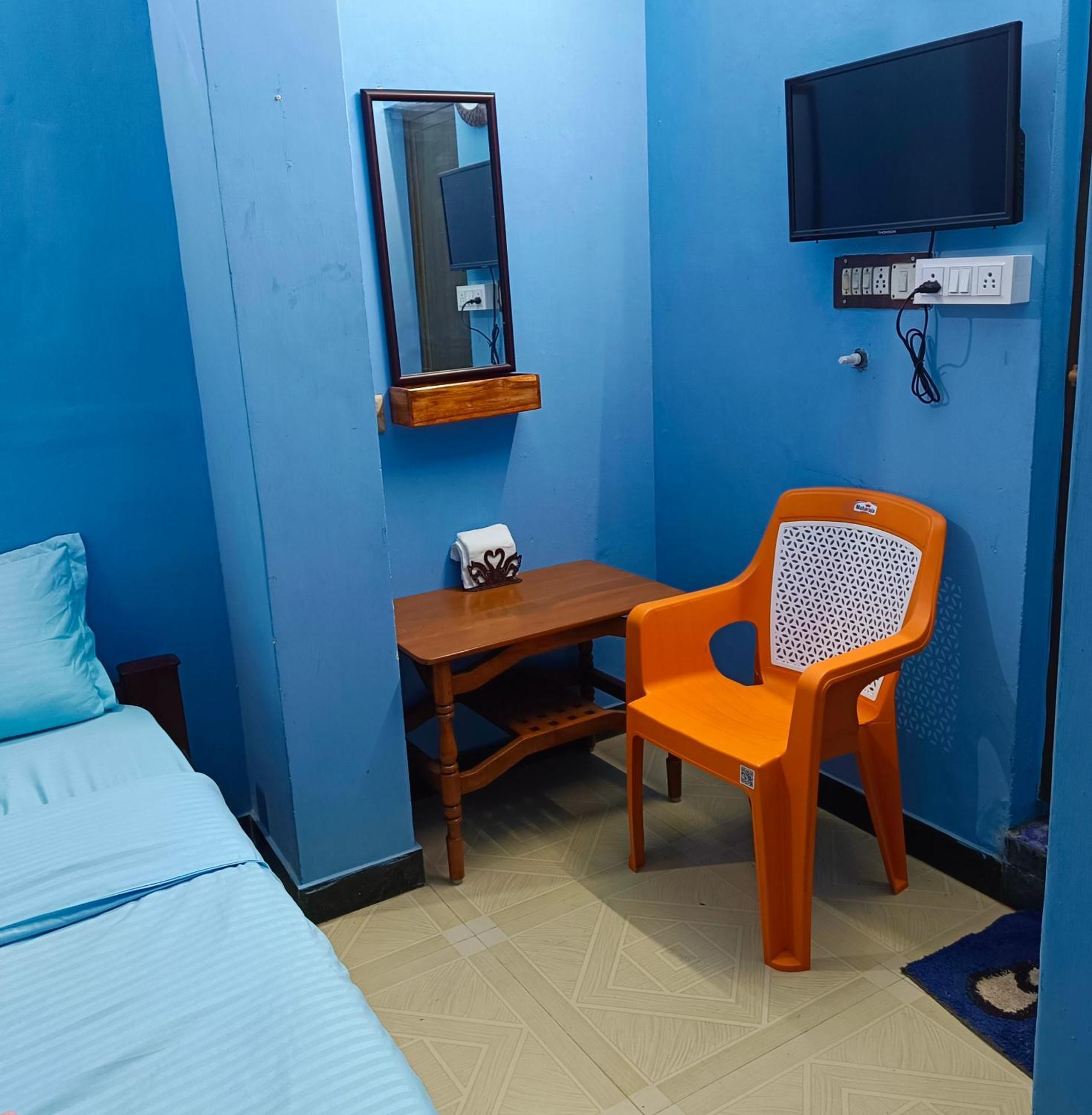 Blue Waves Homestay Pondicherry Exterior foto