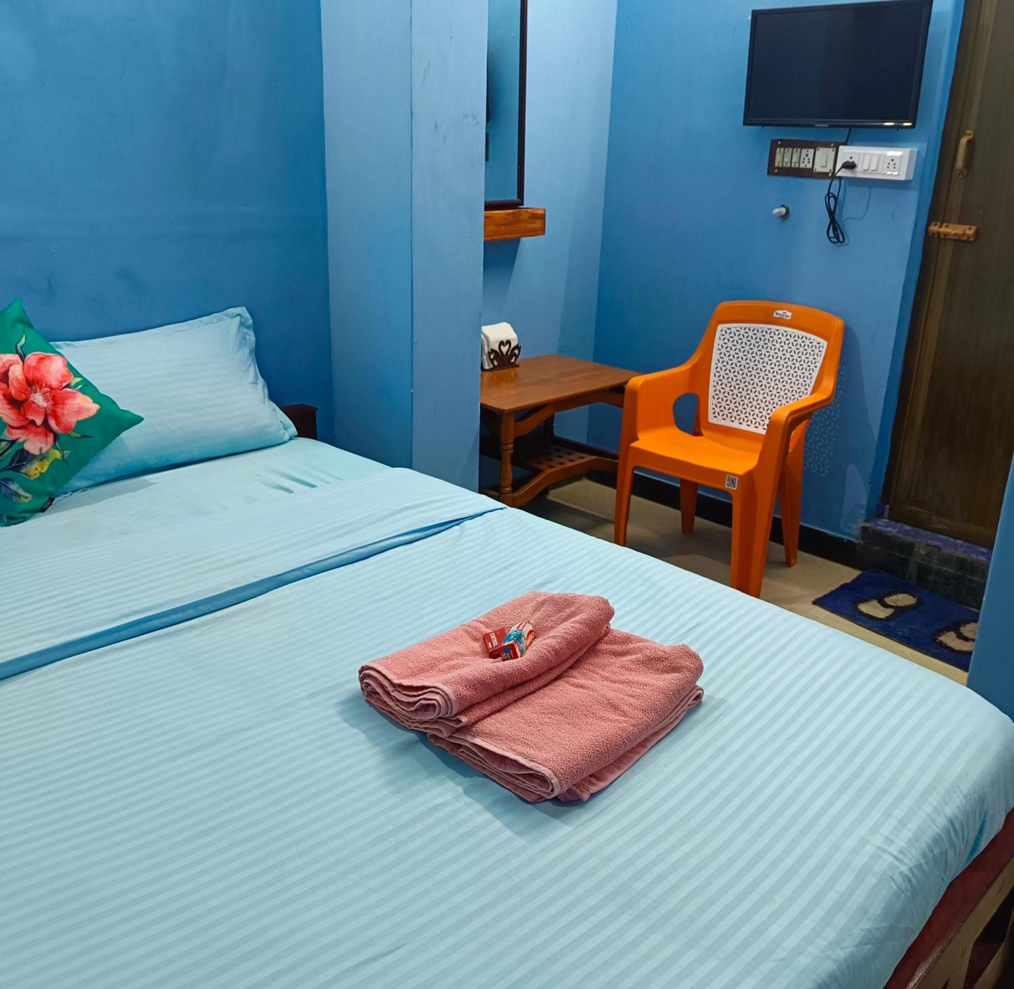 Blue Waves Homestay Pondicherry Exterior foto