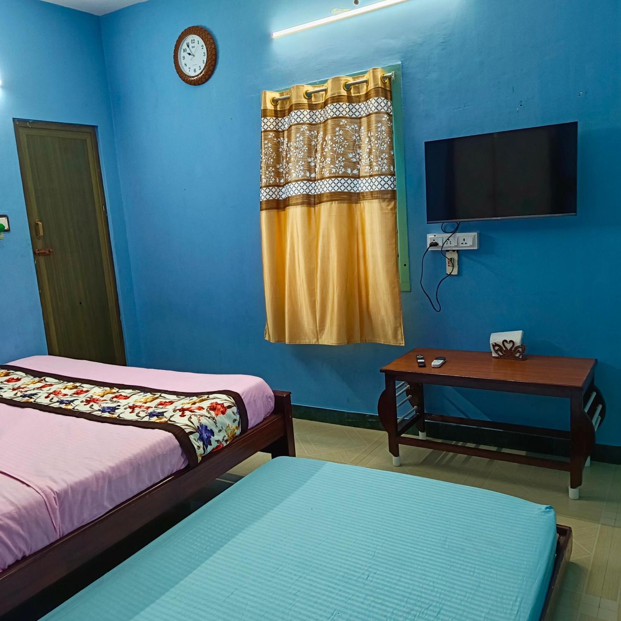 Blue Waves Homestay Pondicherry Exterior foto