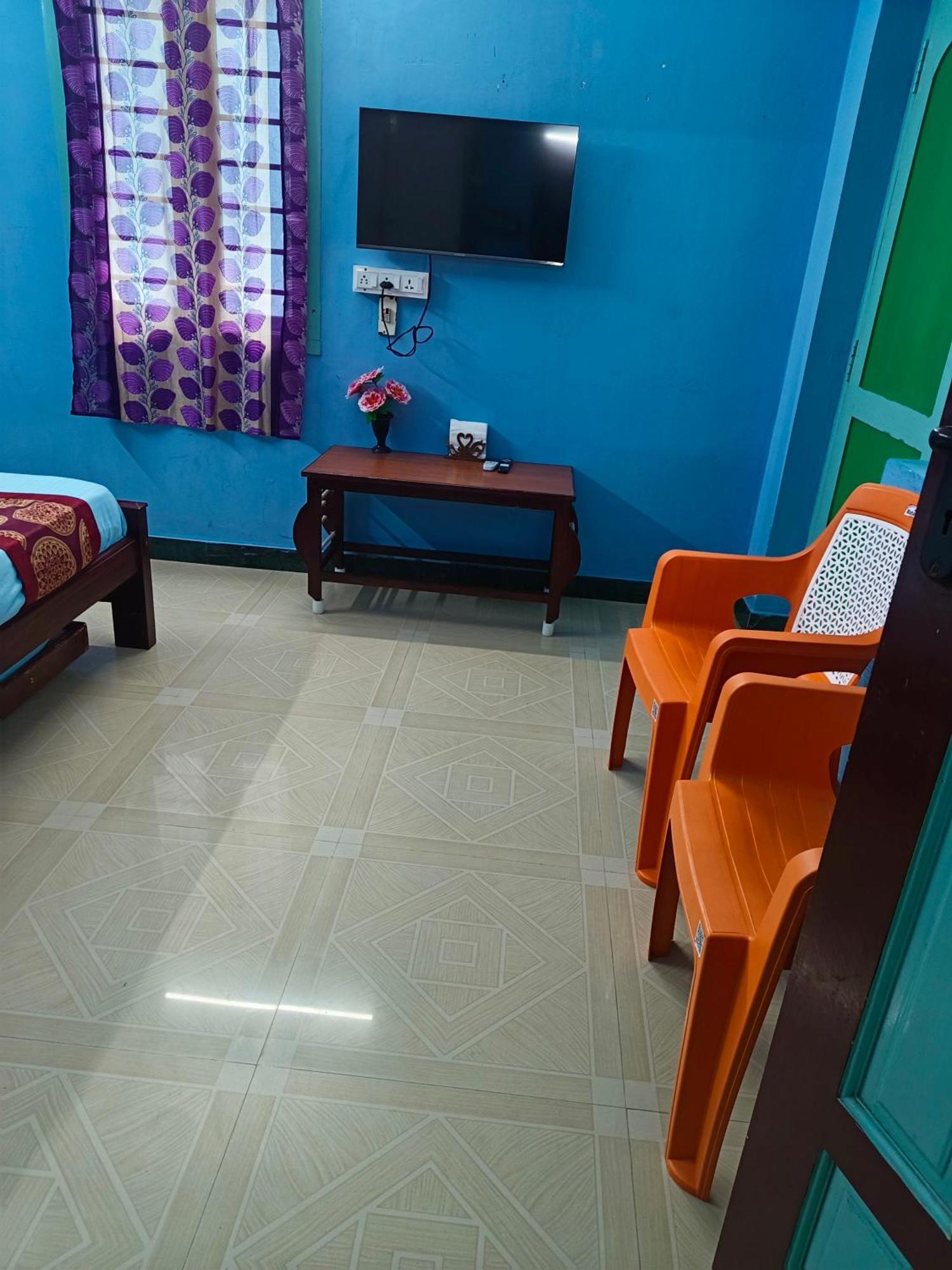 Blue Waves Homestay Pondicherry Exterior foto